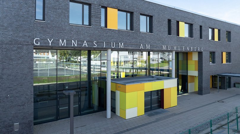 GYMNASIUM AM MÜHLENBERG 2